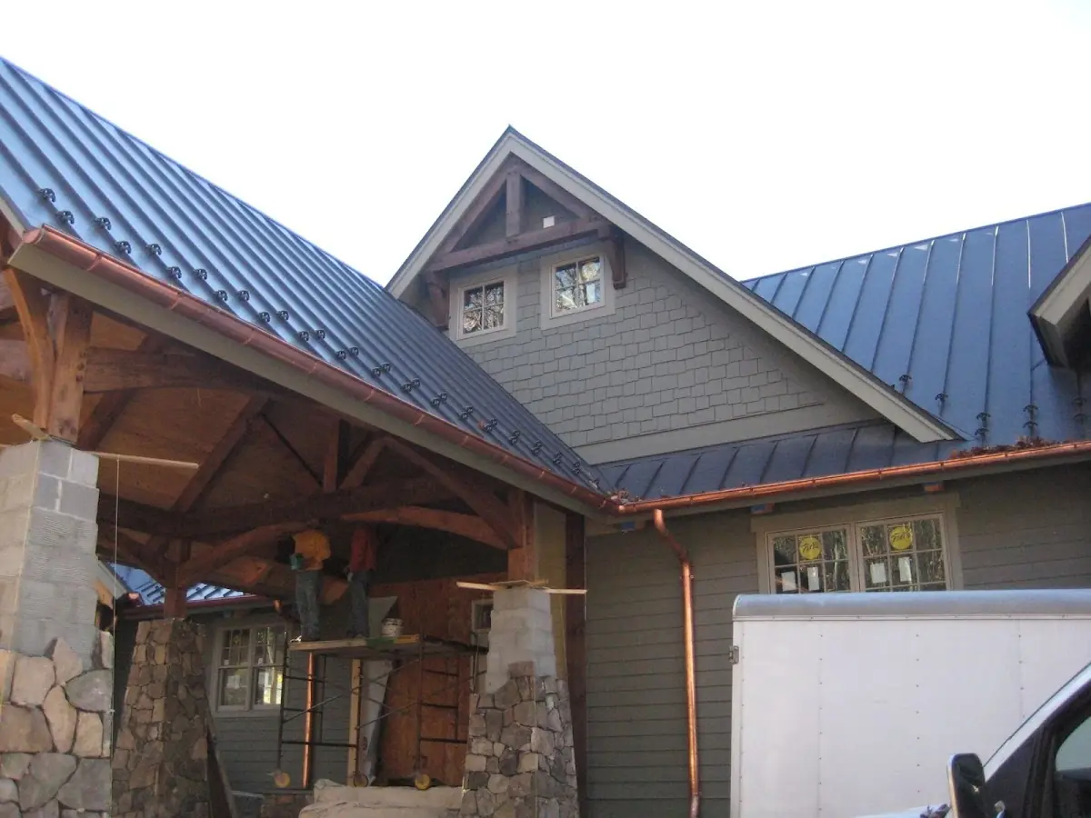 Craftsman Roofing team delivering quality roofing work in Miltonville